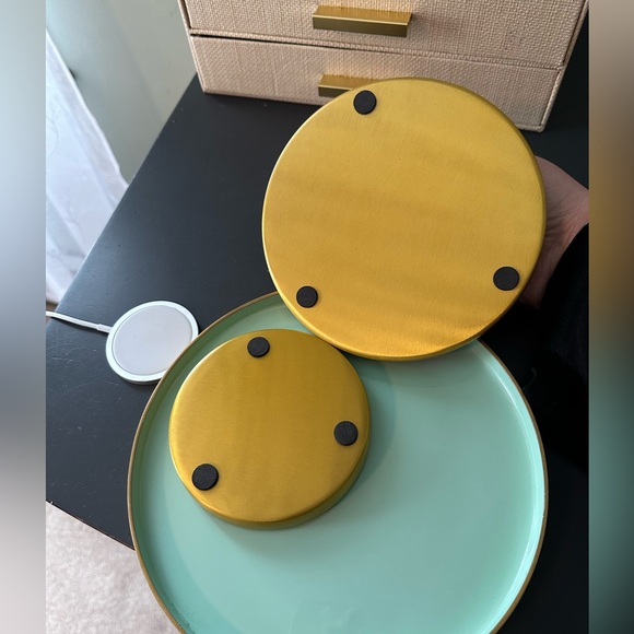 Colorful Nested Storage Trays - Picture 4 of 5